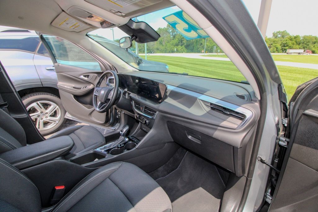 2025 Buick Encore GX Preferred - Photo 16