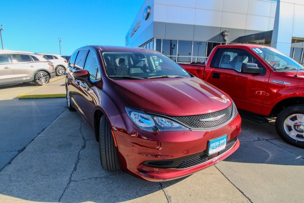 Used 2023 Chrysler Voyager LX with VIN 2C4RC1CG3PR578414 for sale in Kansas City