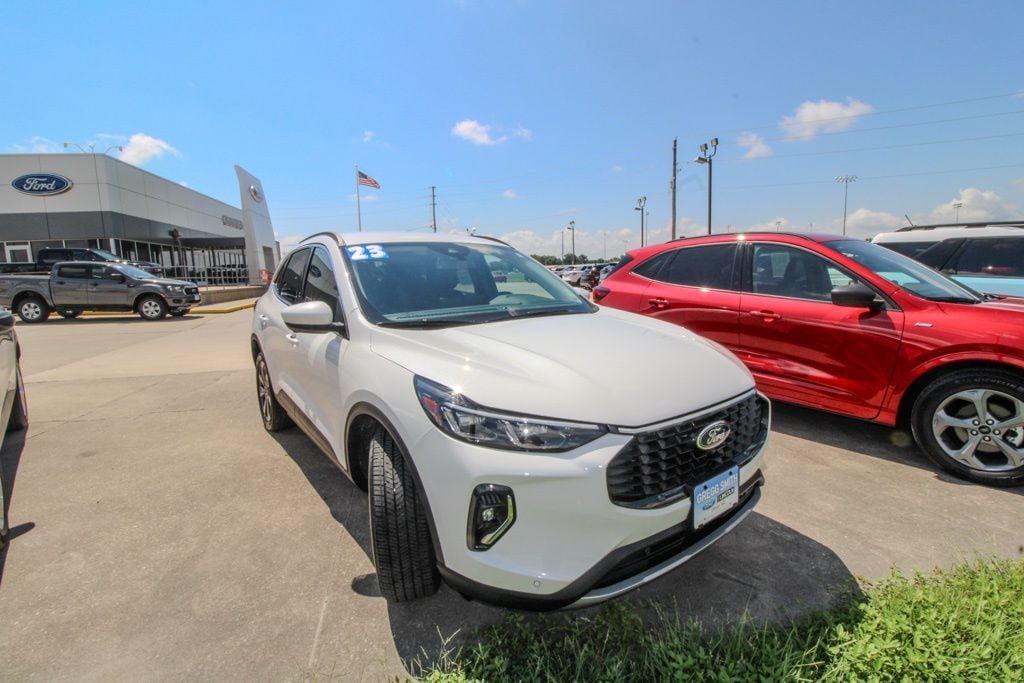 Used 2023 Ford Escape Platinum with VIN 1FMCU9JA9PUA65683 for sale in Kansas City