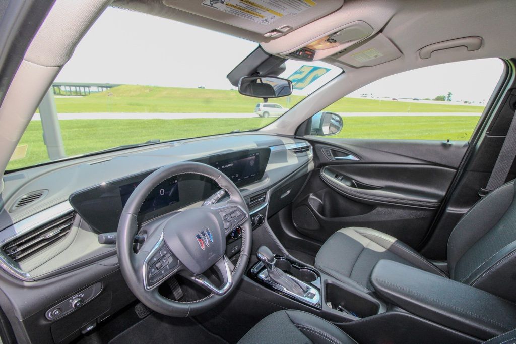 2025 Buick Encore GX Preferred - Photo 15