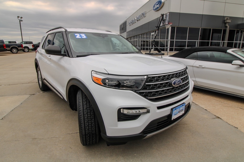 Used 2023 Ford Explorer XLT with VIN 1FMSK8DH8PGB22507 for sale in Kansas City