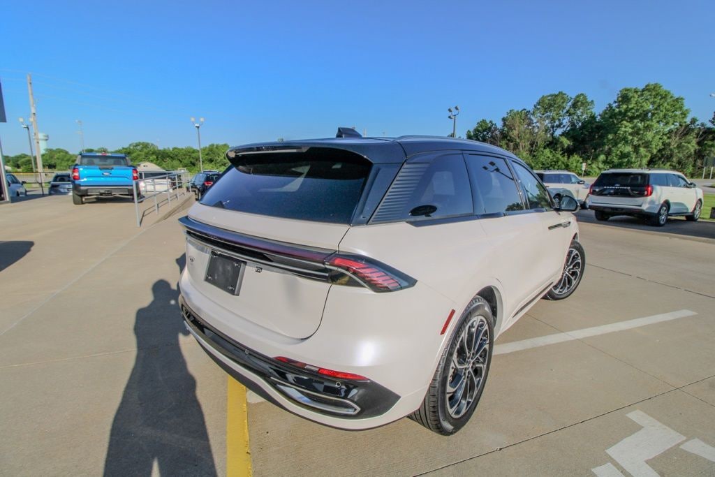 Used 2025 Lincoln Nautilus Reserve SUV