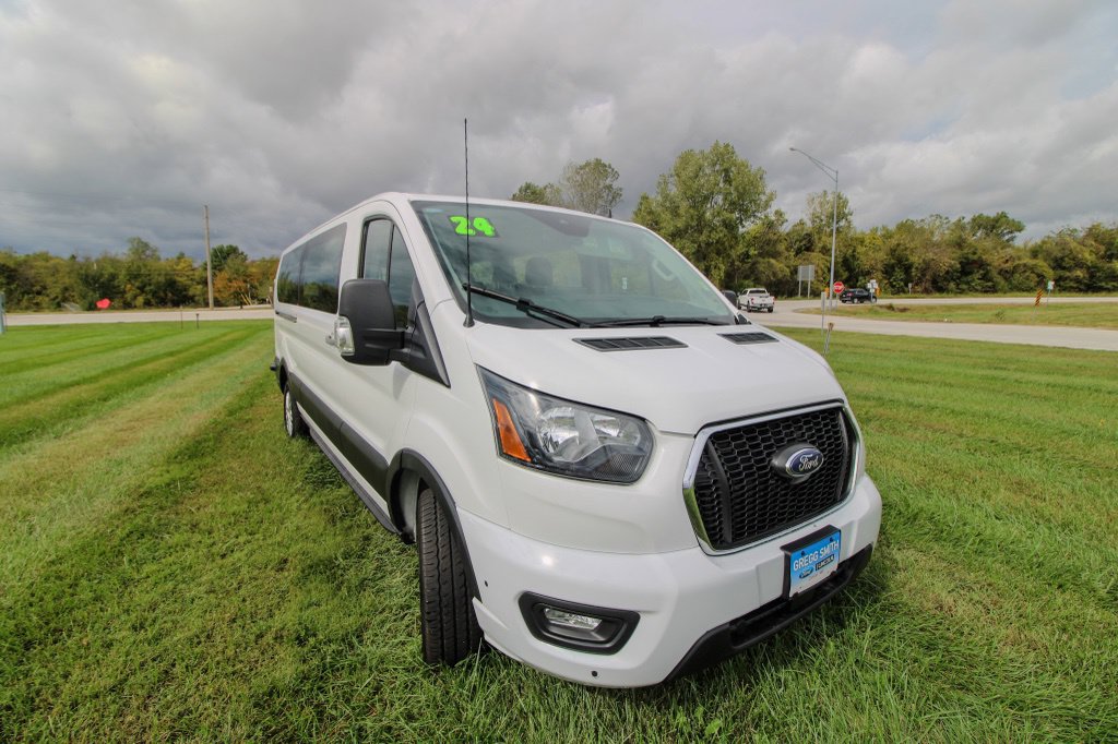 Used 2024 Ford Transit Passenger Van XLT with VIN 1FBAX2Y87RKA73975 for sale in Kansas City