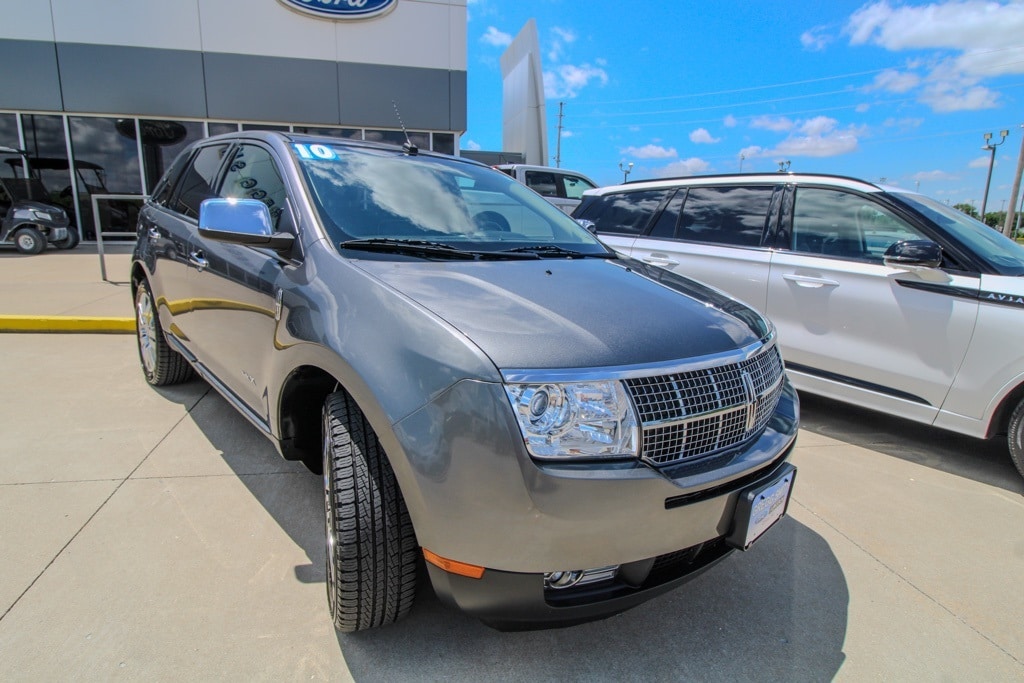 Used 2010 Lincoln MKX Base with VIN 2LMDJ6JCXABJ01511 for sale in Kansas City