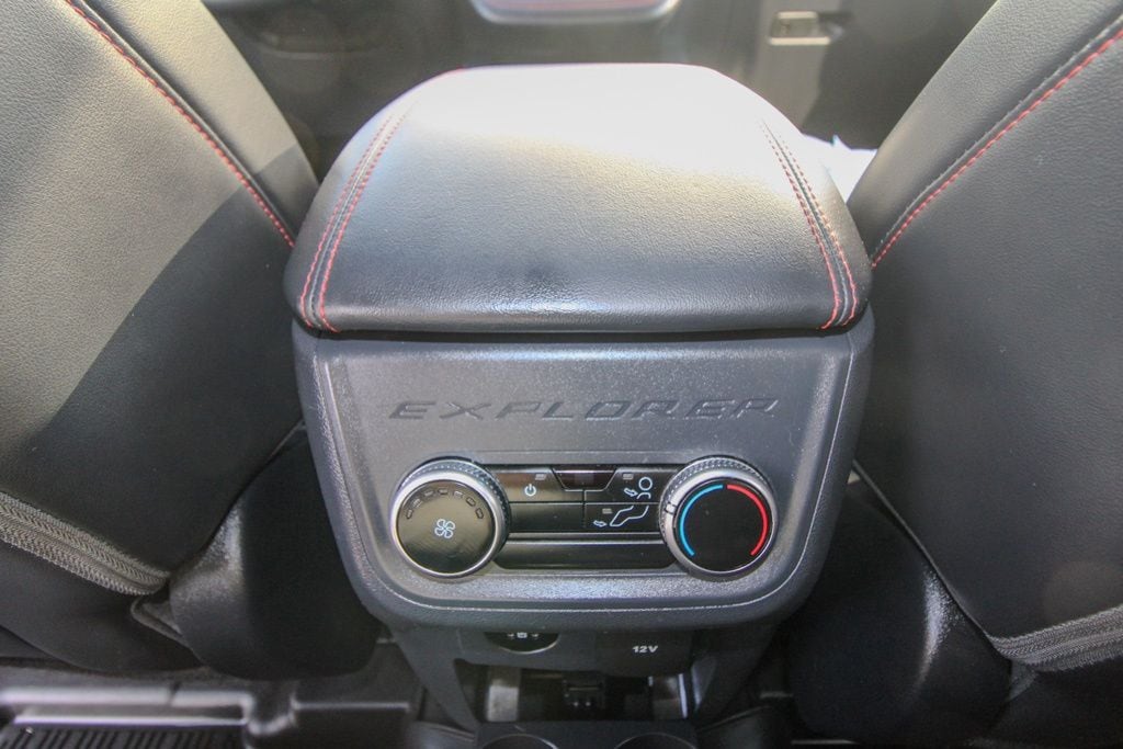 2025 Ford Explorer ST-LINE - Photo 10