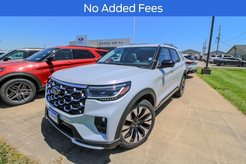 2026 Ford Explorer Platinum 4WD's photo