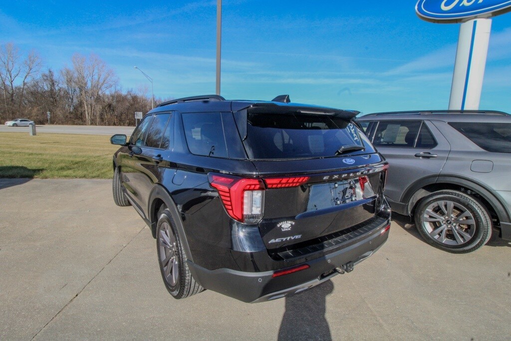 Used 2025 Ford Explorer Active SUV