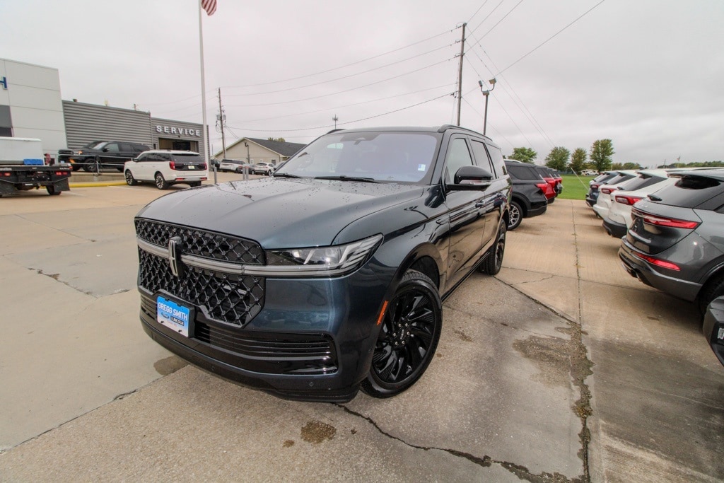 2025 Lincoln Navigator Reserve's photo