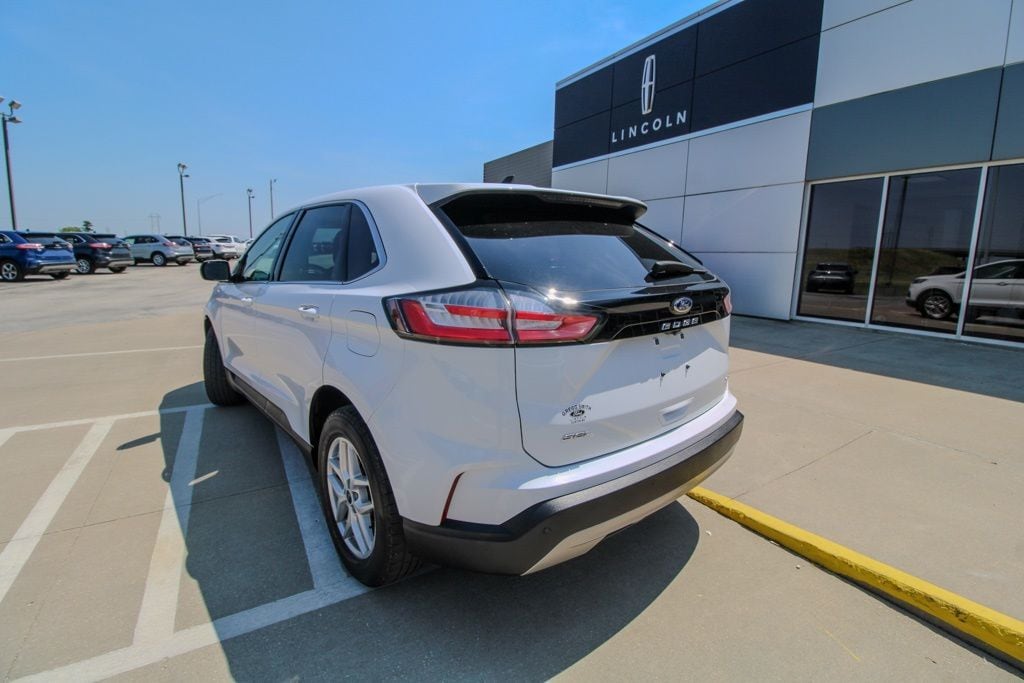 Used 2022 Ford Edge SEL SUV