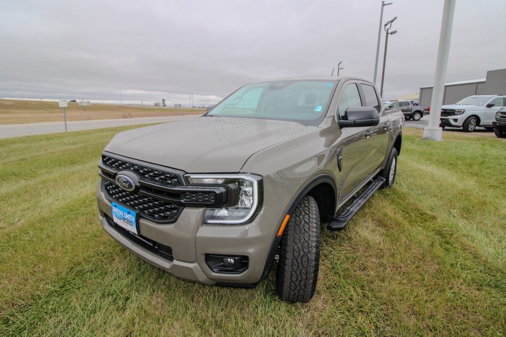 2025 Ford Ranger XL's photo