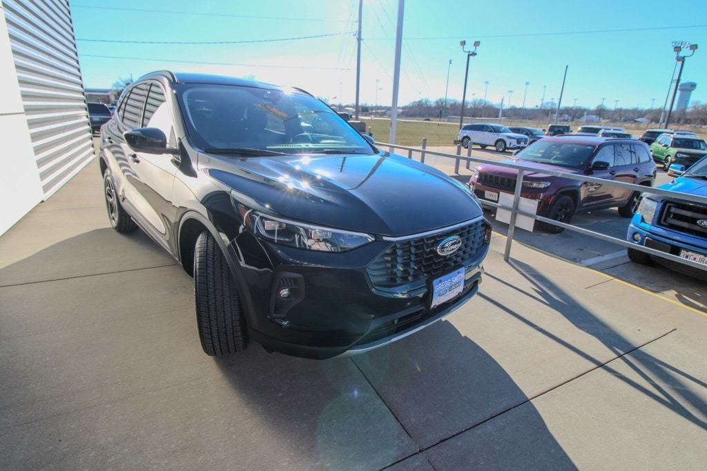 New 2026 Ford Escape Platinum SUV