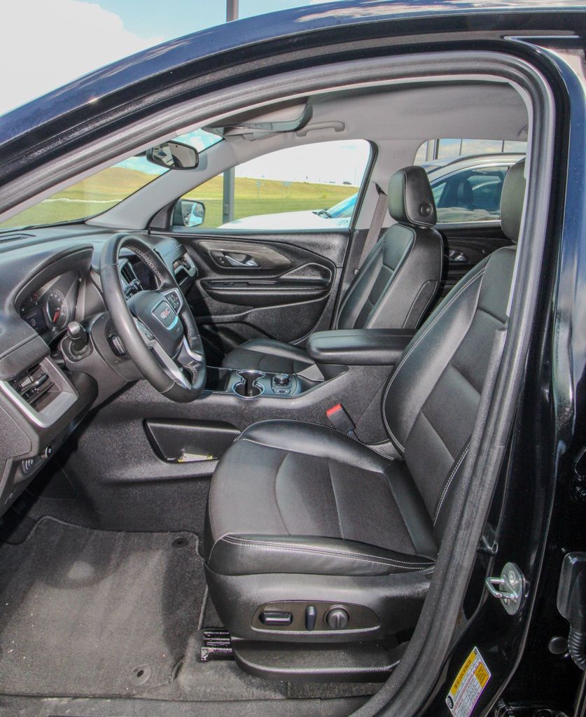 2023 GMC Terrain SLT - Photo 13