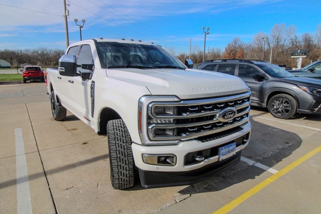Used 2024 Ford F-350 Super Duty Platinum with VIN 1FT8W3BM3REC67586 for sale in Kansas City