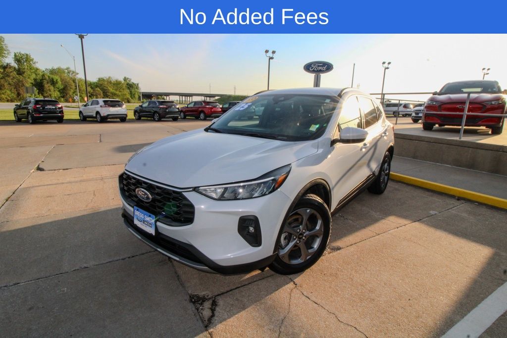 2025 Ford Escape Hybrid