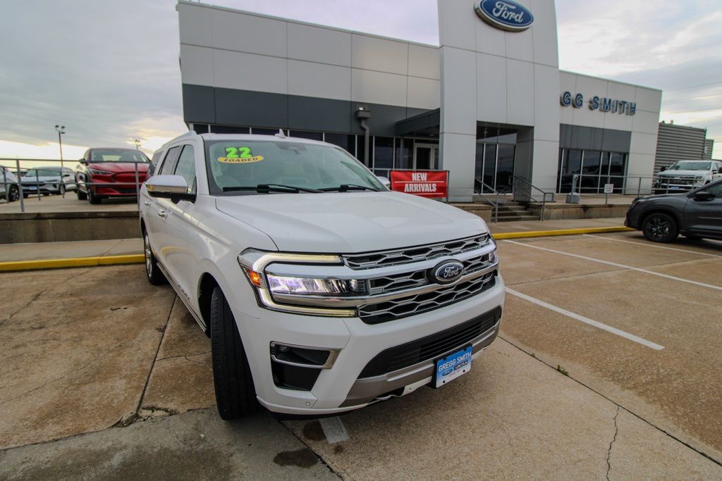 Used 2022 Ford Expedition Platinum with VIN 1FMJK1MT0NEA63873 for sale in Kansas City
