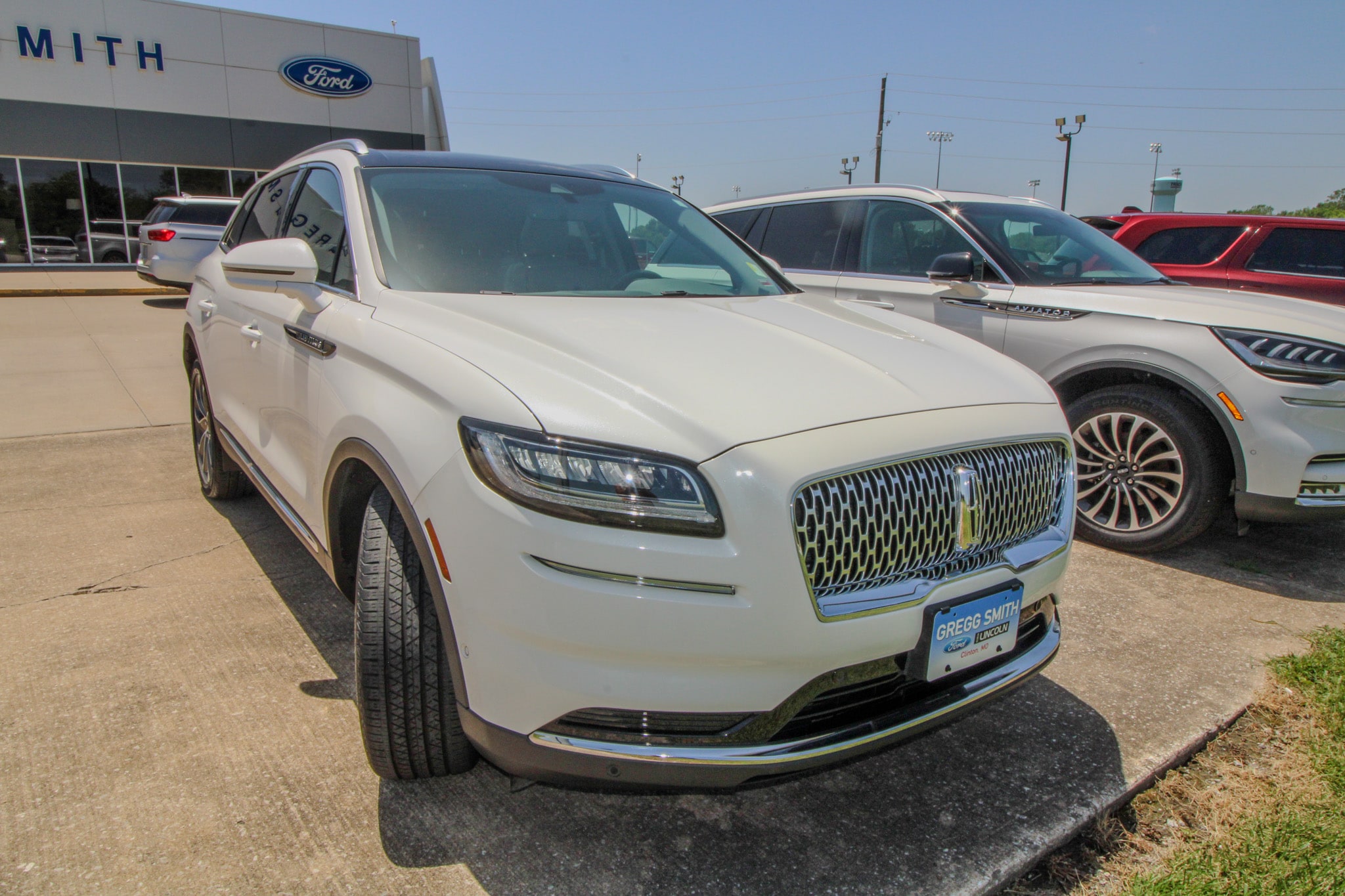 Used 2022 Lincoln Nautilus Reserve with VIN 2LMPJ8K98NBL06133 for sale in Kansas City