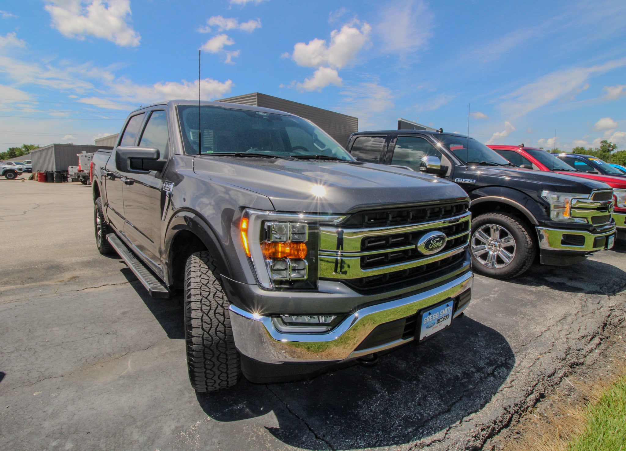 Used 2022 Ford F-150 Lariat with VIN 1FTFW1E59NFA48121 for sale in Kansas City