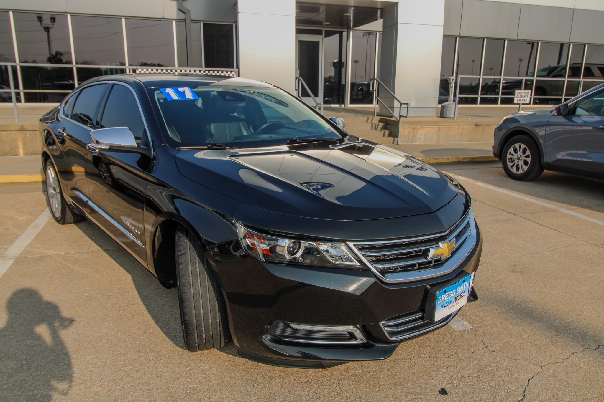 Used 2017 Chevrolet Impala Premier with VIN 2G1145S37H9186983 for sale in Clinton, MO