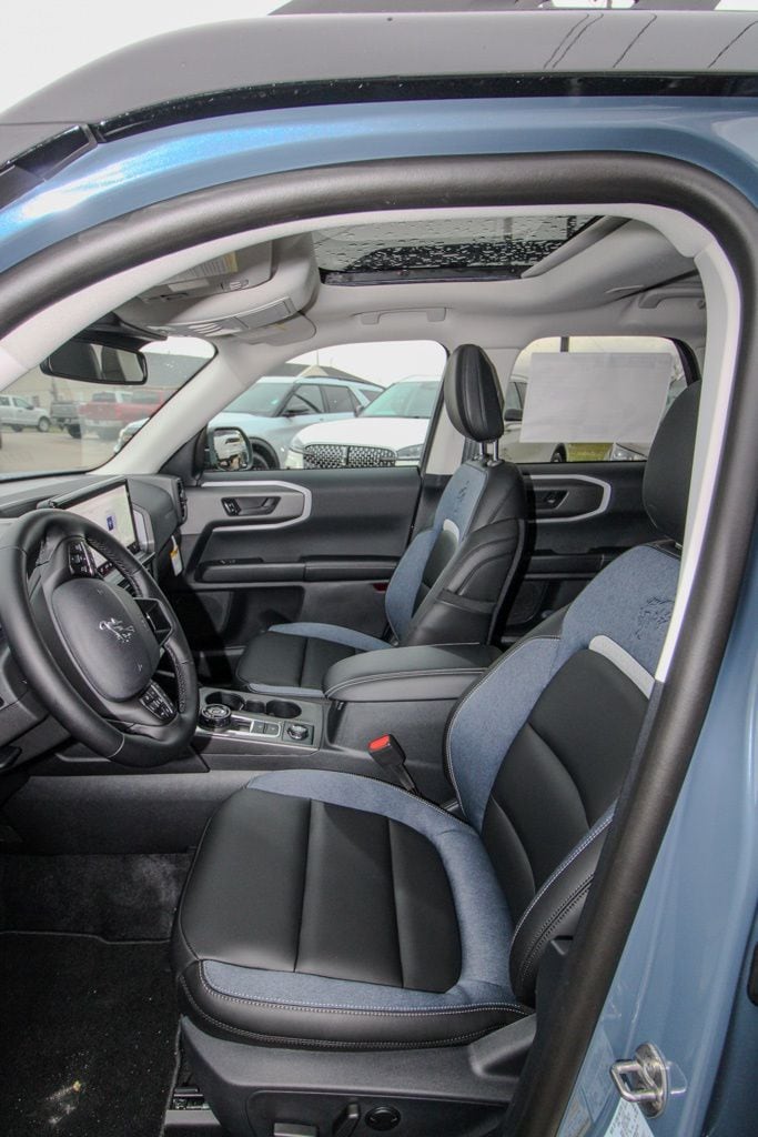 2025 Ford Bronco Sport Outer Banks - Photo 13