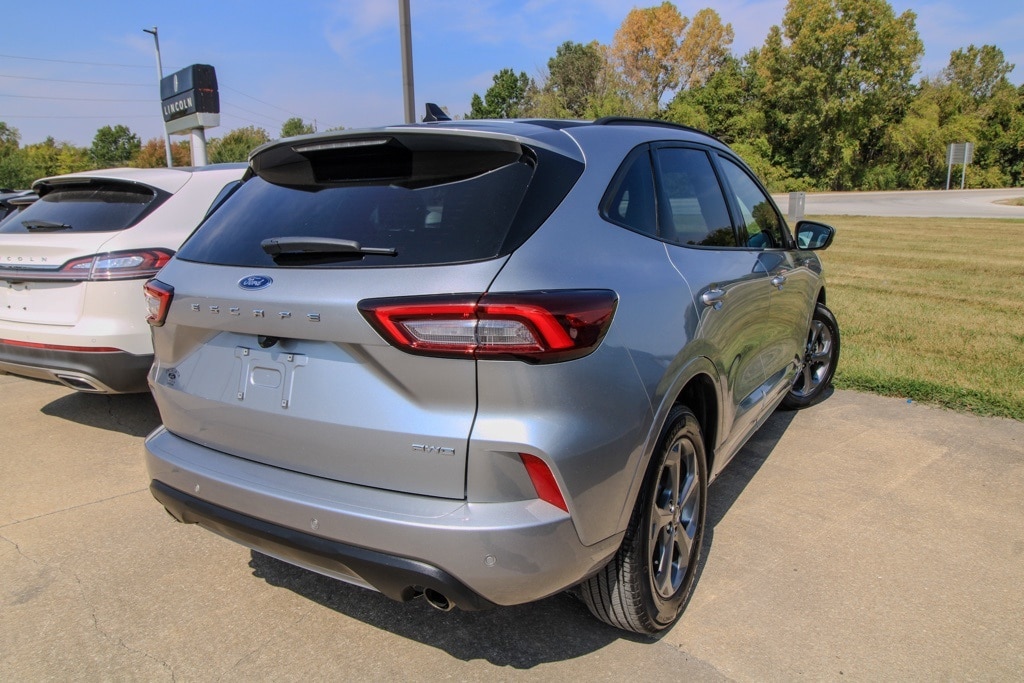Used 2023 Ford Escape ST-Line Select SUV