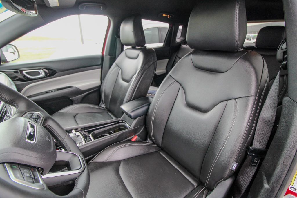 2025 Jeep Compass Limited - Photo 15