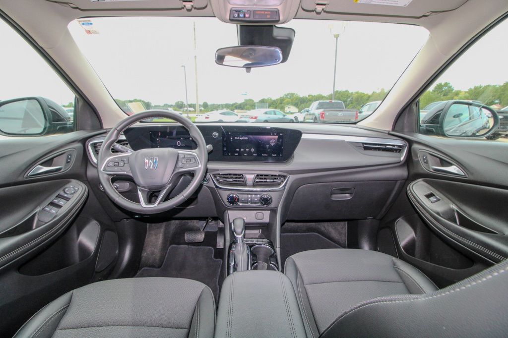 2025 Buick Encore GX Preferred - Photo 10