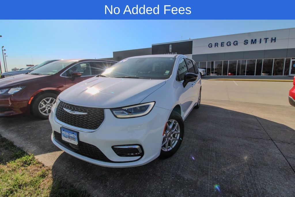 2024 Chrysler Pacifica Touring L