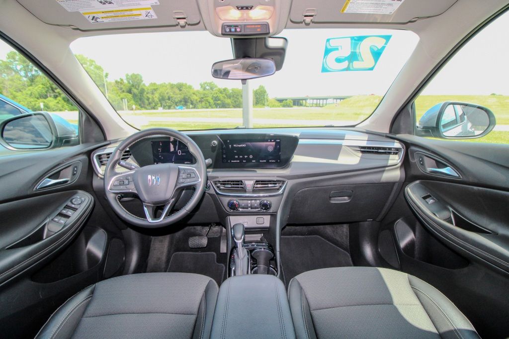 2025 Buick Encore GX Preferred - Photo 10