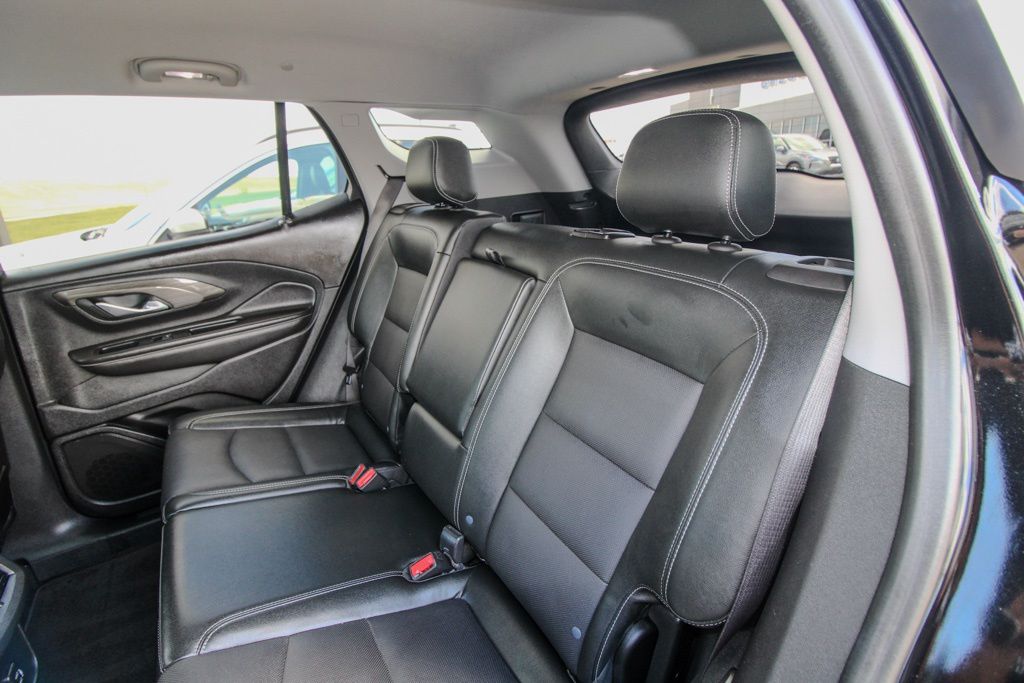 2023 GMC Terrain SLT - Photo 9