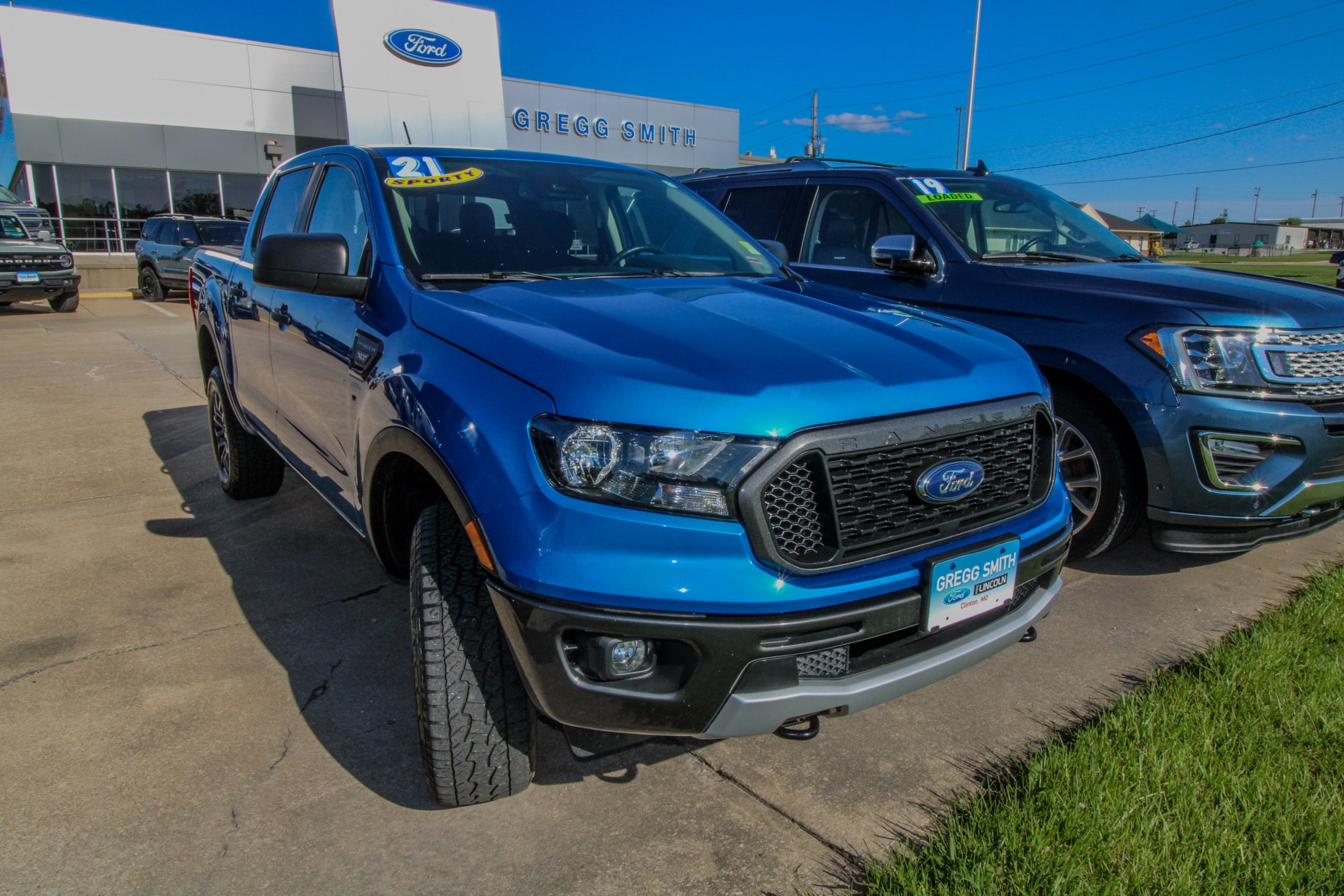 Used 2021 Ford Ranger XLT with VIN 1FTER4FH4MLD52017 for sale in Clinton, MO