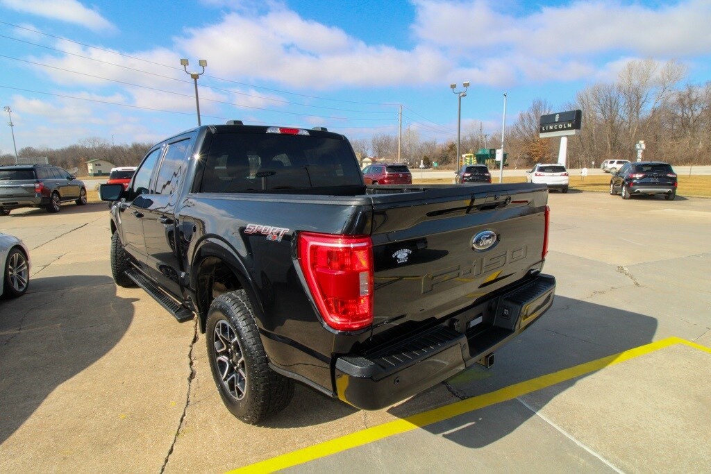 2022 Ford F-150 XLT photo 4