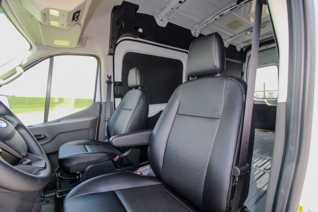 2026 Ford Transit Van Base - Photo 11