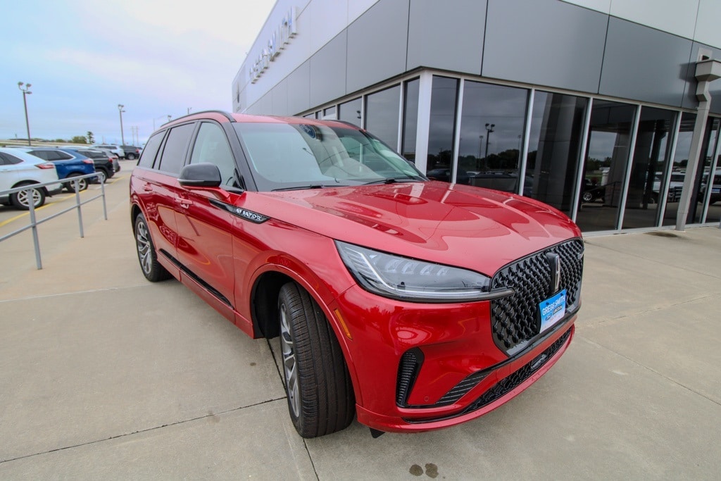 Used 2025 Lincoln Aviator Premiere with VIN 5LM5J6XC7SGL33093 for sale in Kansas City
