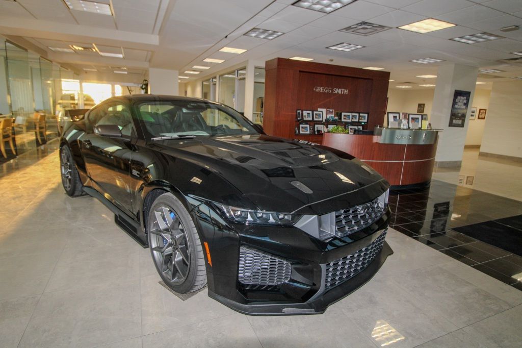 New 2026 Ford Mustang Dark Horse Coupe