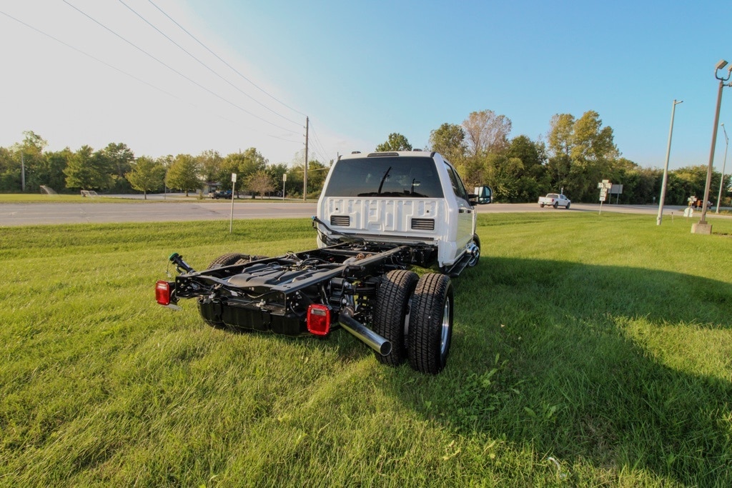 New 2026 Ford F-350SD XLT Chassis