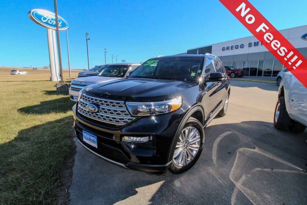 2023 Ford Explorer Limited's photo
