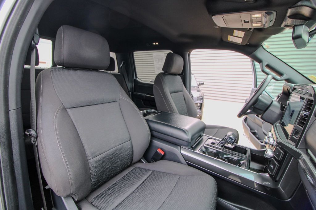 2023 Ford F-150 XLT - Photo 17