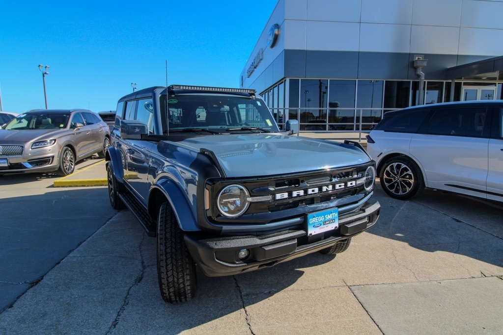 Used 2023 Ford Bronco 4-Door Outer Banks with VIN 1FMEE5BP7PLB05816 for sale in Kansas City