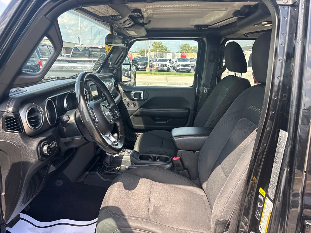 2020 Jeep Wrangler Unlimited Sahara - Photo 16