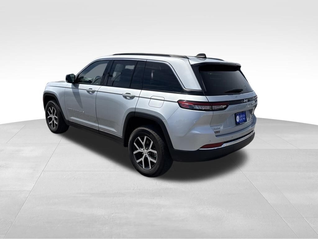 Used 2024 Jeep Grand Cherokee Limited SUV