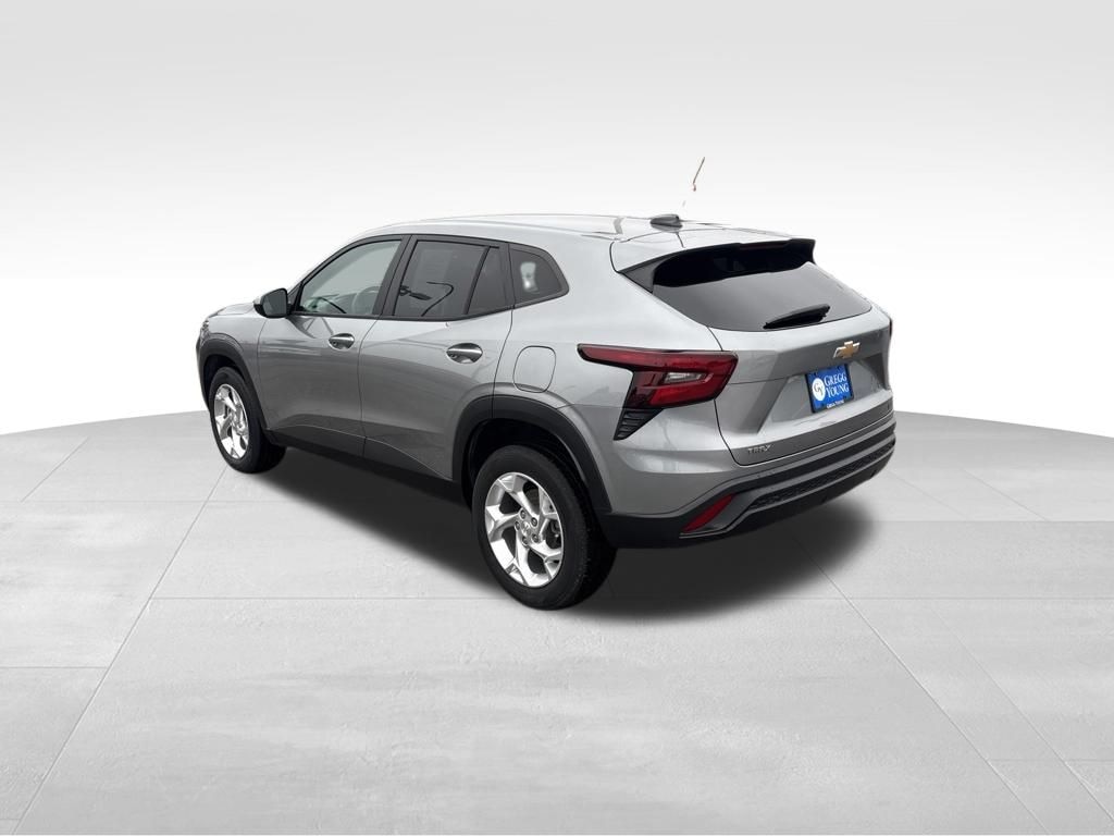 Used 2024 Chevrolet Trax LS SUV