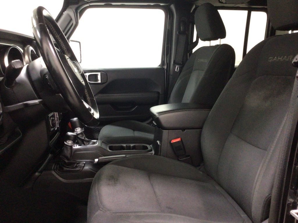 2020 Jeep Wrangler Unlimited Sahara - Photo 10