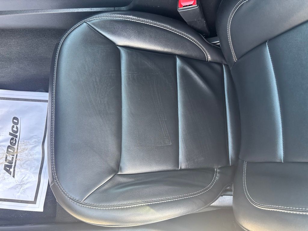 2023 Ford Explorer XLT - Photo 22