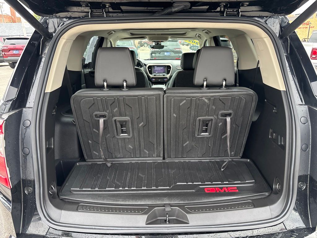 2023 GMC Acadia Denali - Photo 40