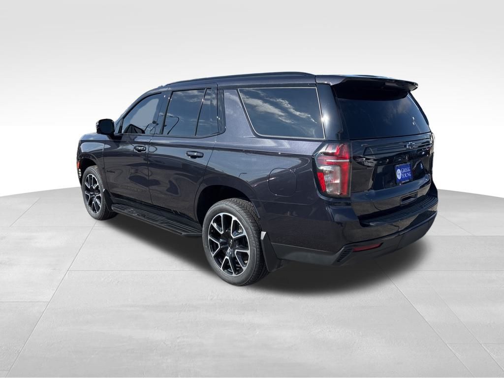 2023 Chevrolet Tahoe RST photo 3