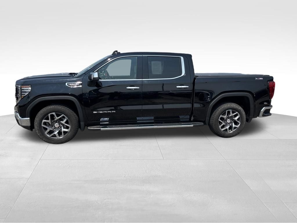 Used 2023 GMC Sierra 1500 SLT Truck Crew Cab