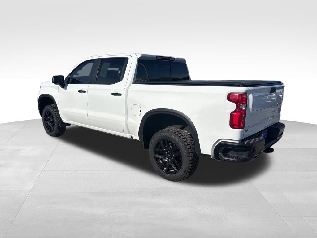 2022 Chevrolet Silverado 1500 LT Trail Boss photo 3