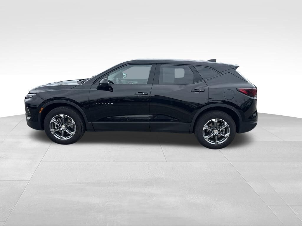 Used 2025 Chevrolet Blazer LT w/2LT SUV
