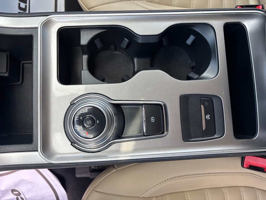 2024 Ford Edge SEL - Photo 28