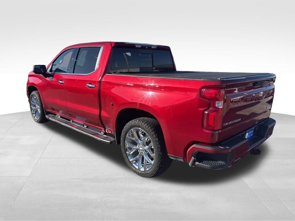2019 Chevrolet Silverado 1500 High Country photo 3